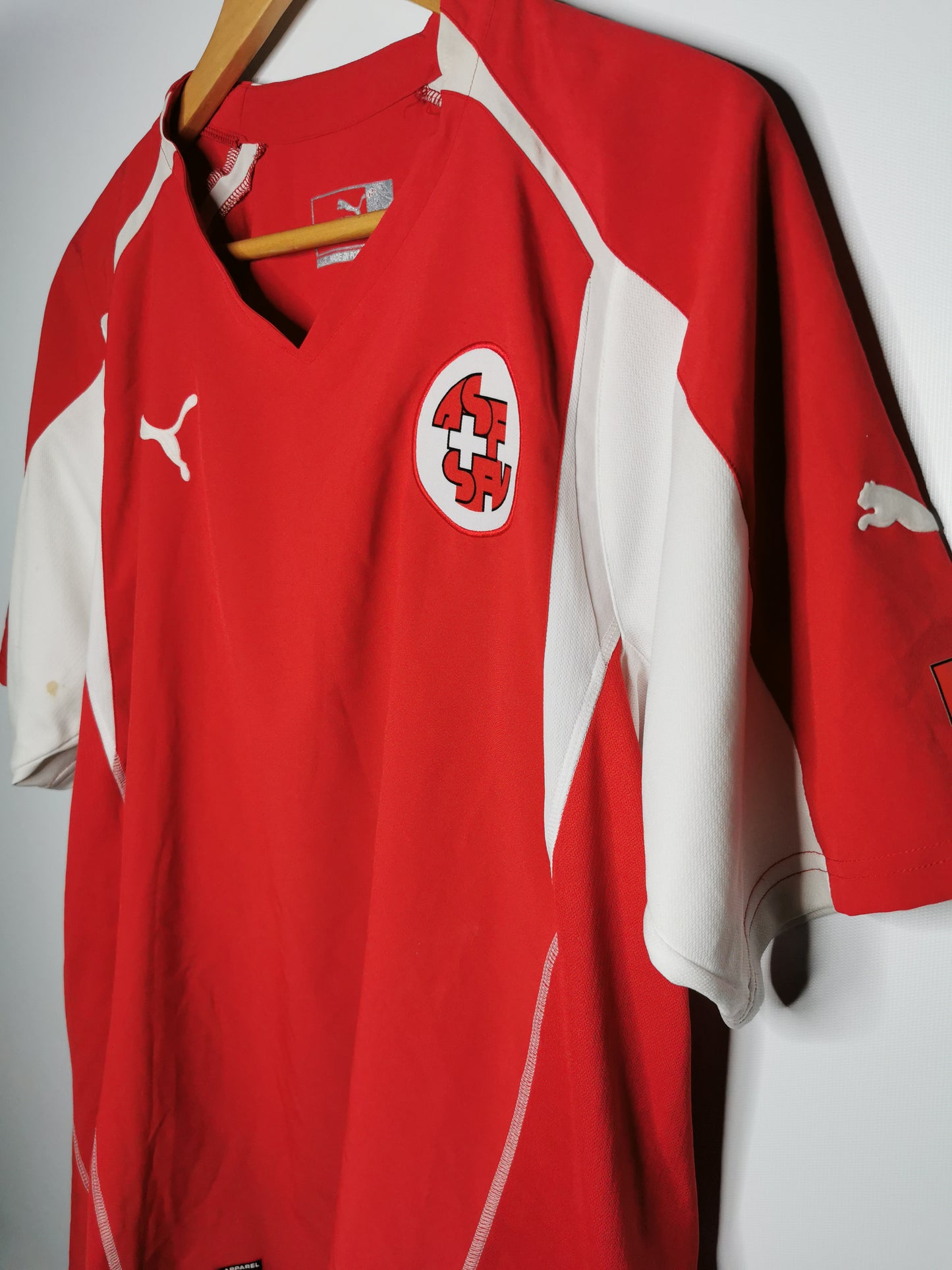 2004 Switzerland Home, X Large
