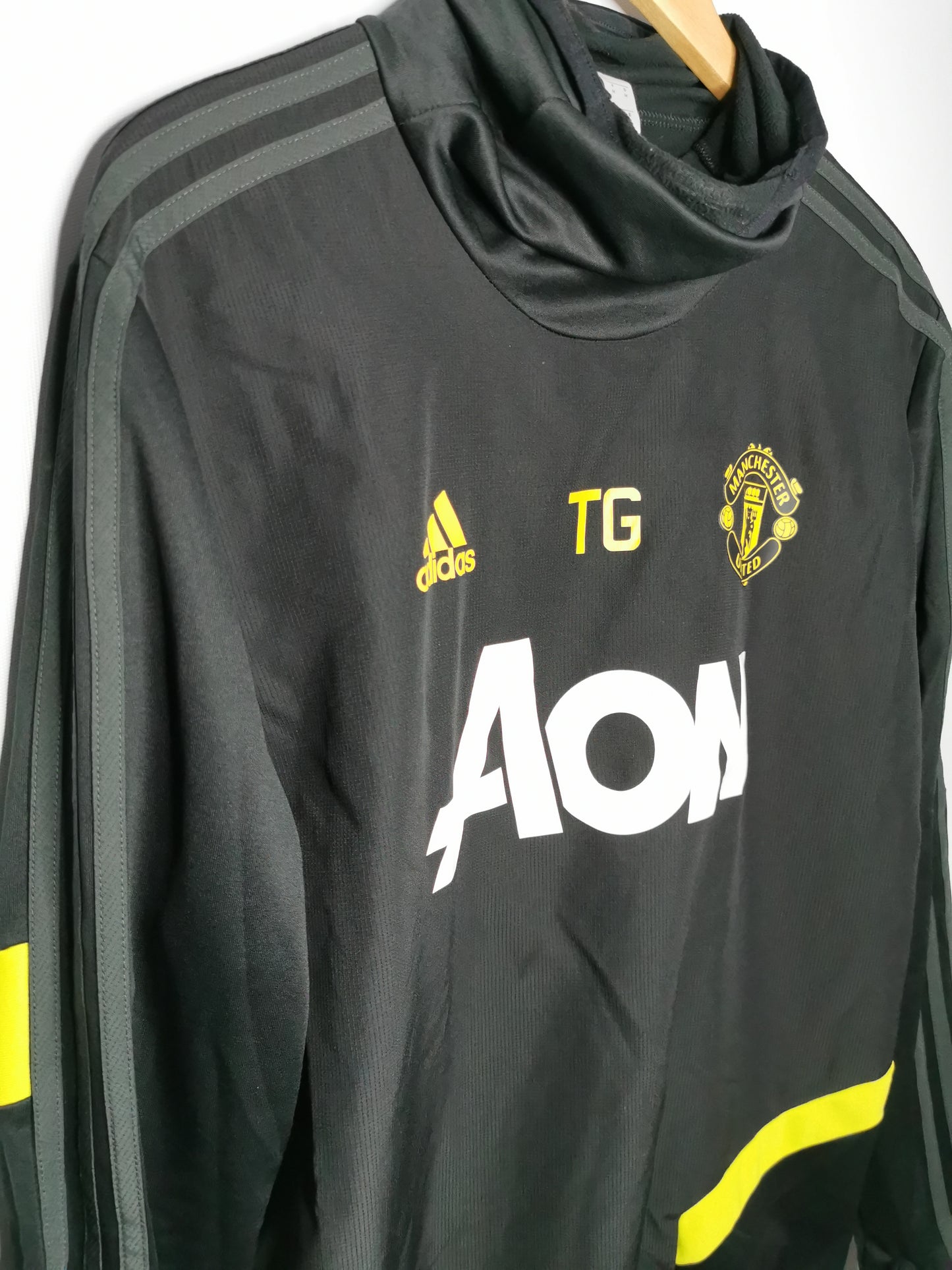 2021 Man United Staff Issued Sweatshirt, Medium