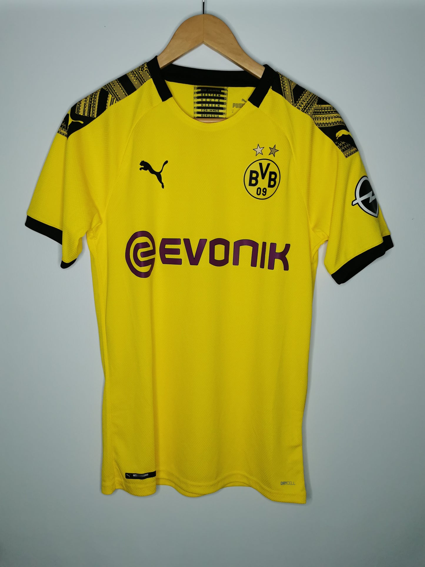 2019 Dortmund Home Player Spec, Medium