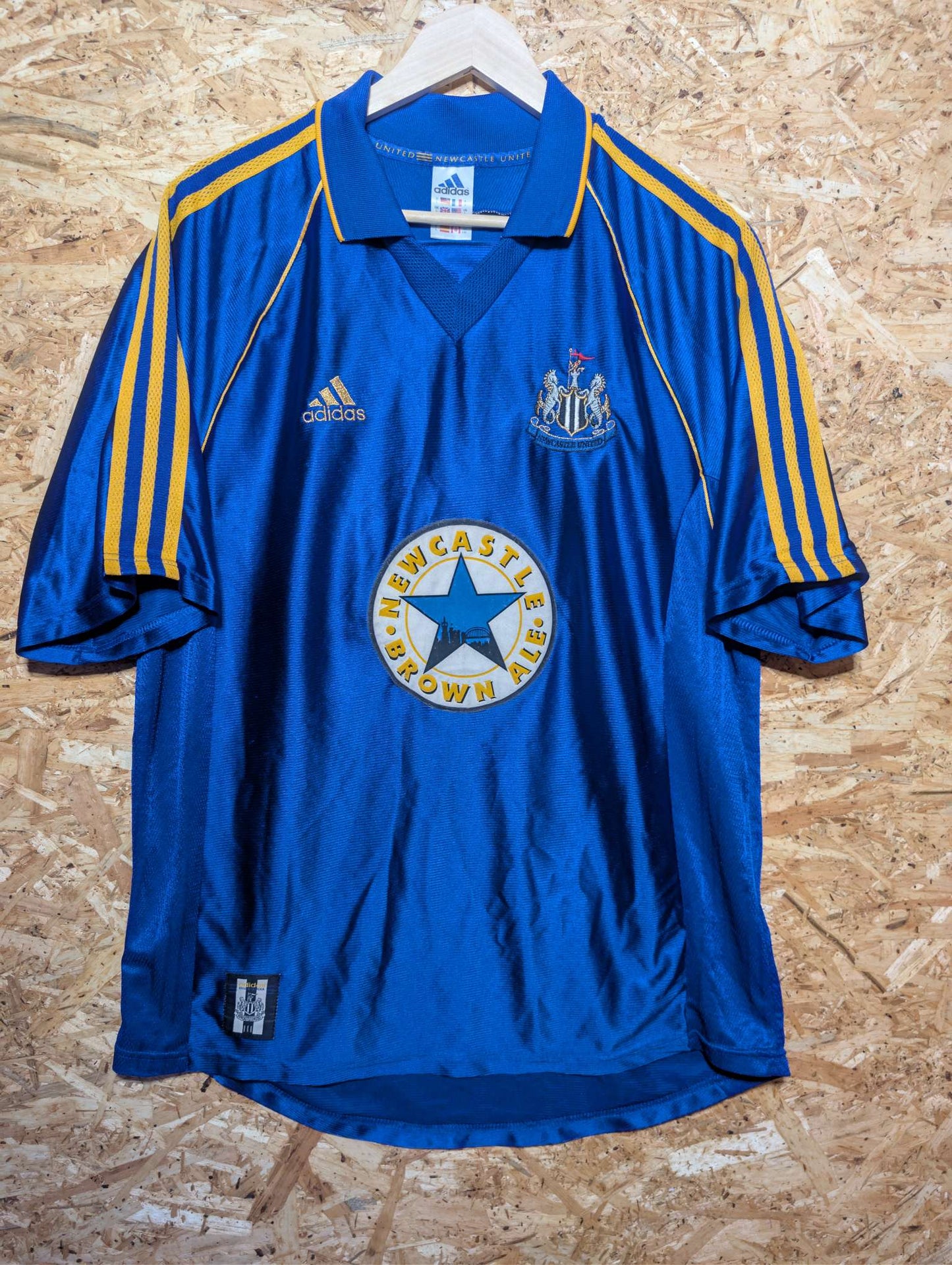 1998 Newcastle Away (blue), Large