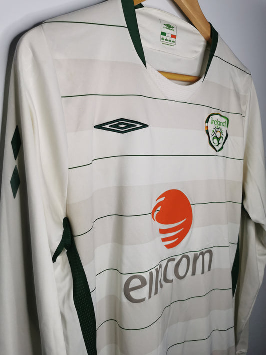 Authentic 2007 Ireland Away Long Sleeve (Image 2)