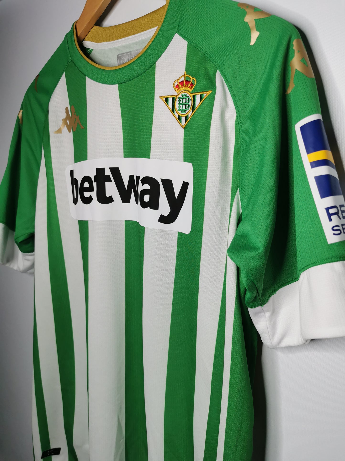 2019 Real Betis Home Squad Signed Joaquin Match Issued, Large