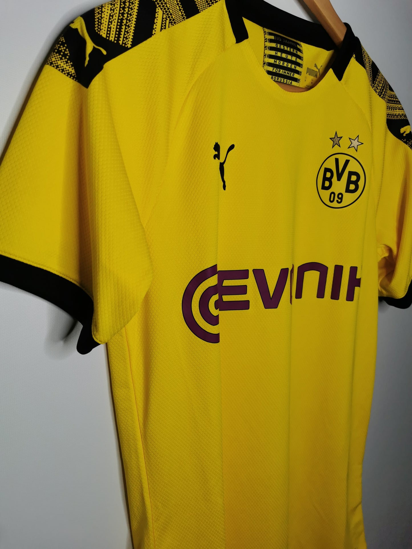 2019 Dortmund Home Player Spec, Medium
