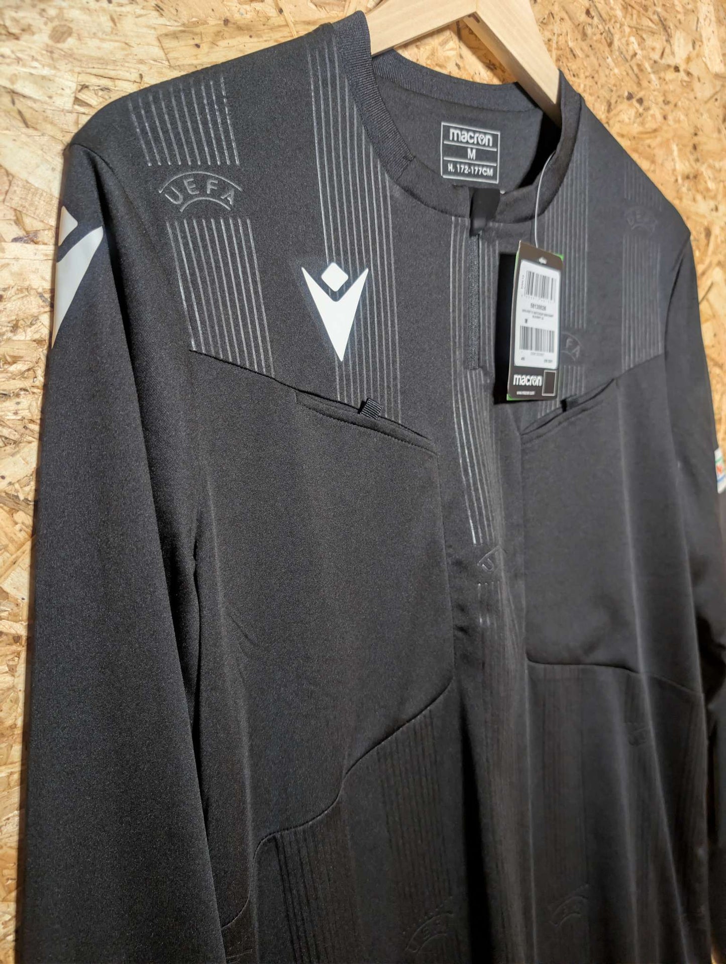 2021 UEFA Referee jersey, Medium