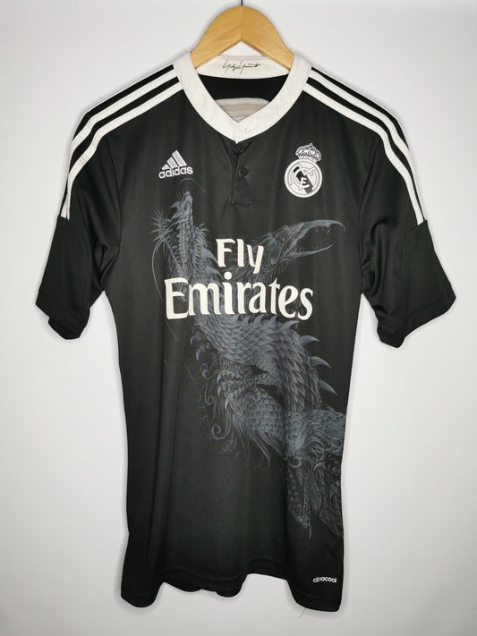 2014 Real Madrid Third, Medium