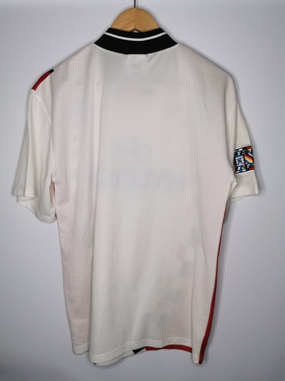 1996 Hamburg Home, Large