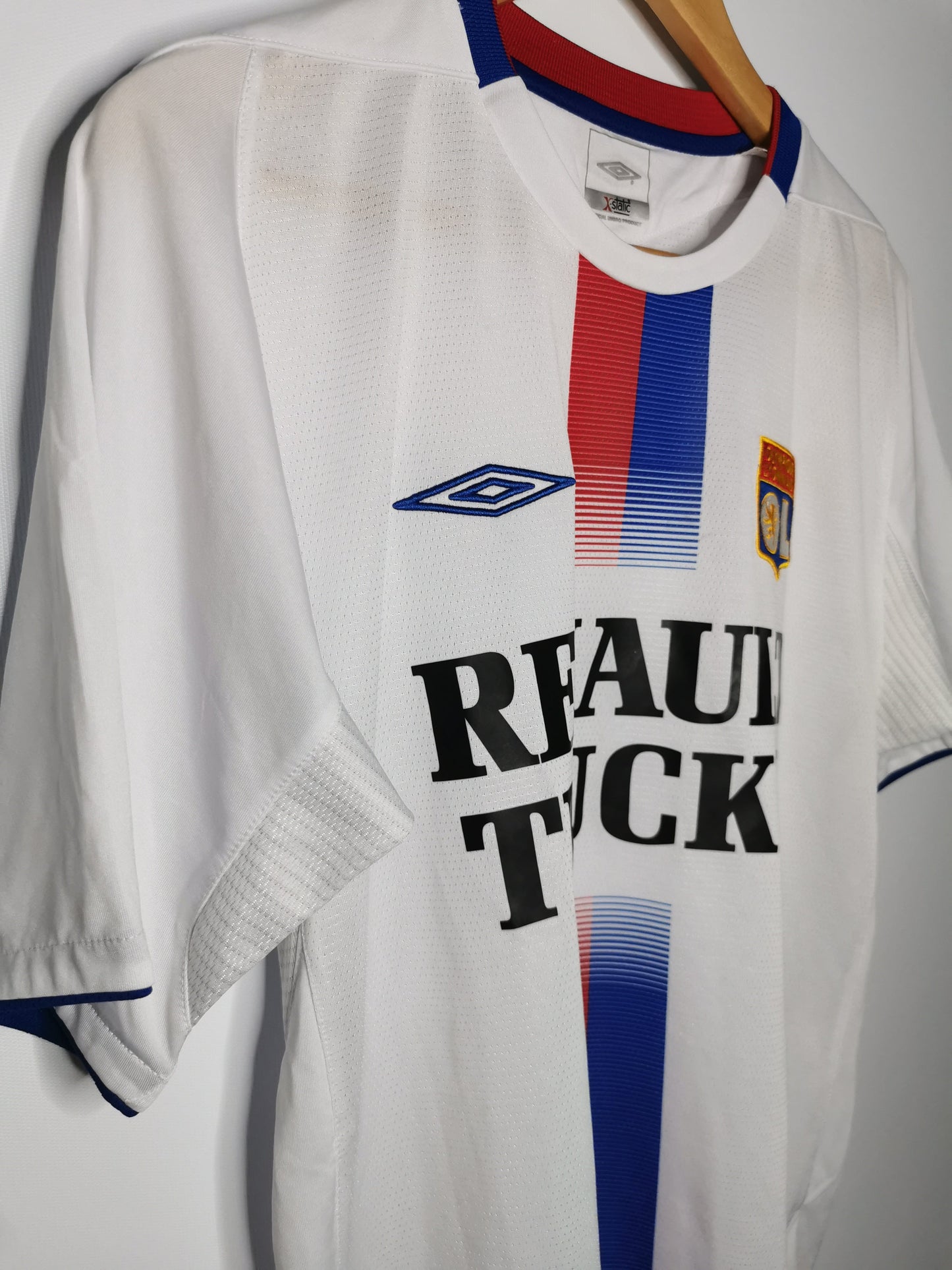2004 Lyon Home, Medium