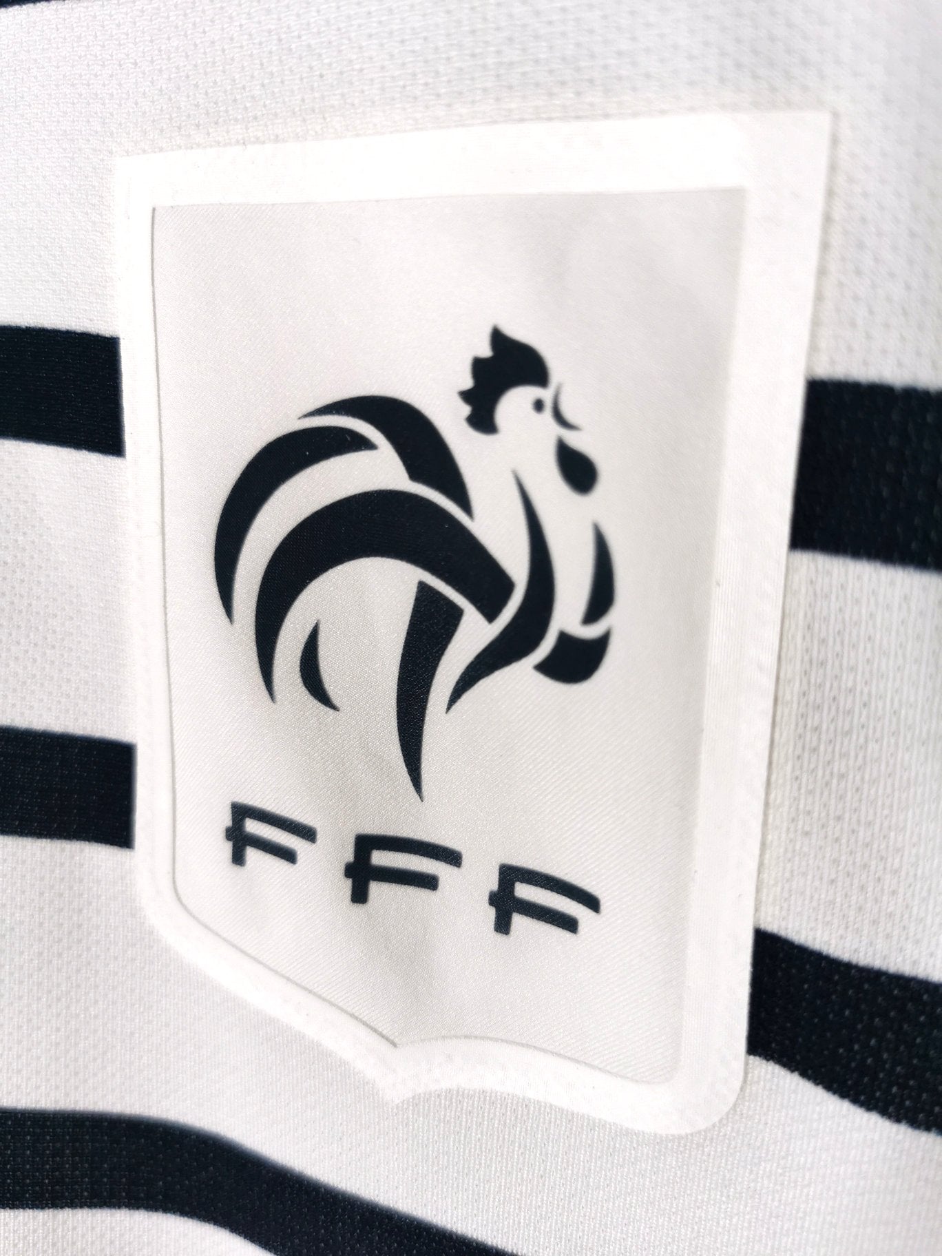 2011 France Away Kitroom Player Spec crest