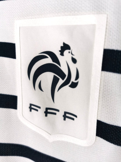 2011 France Away Kitroom Player Spec crest