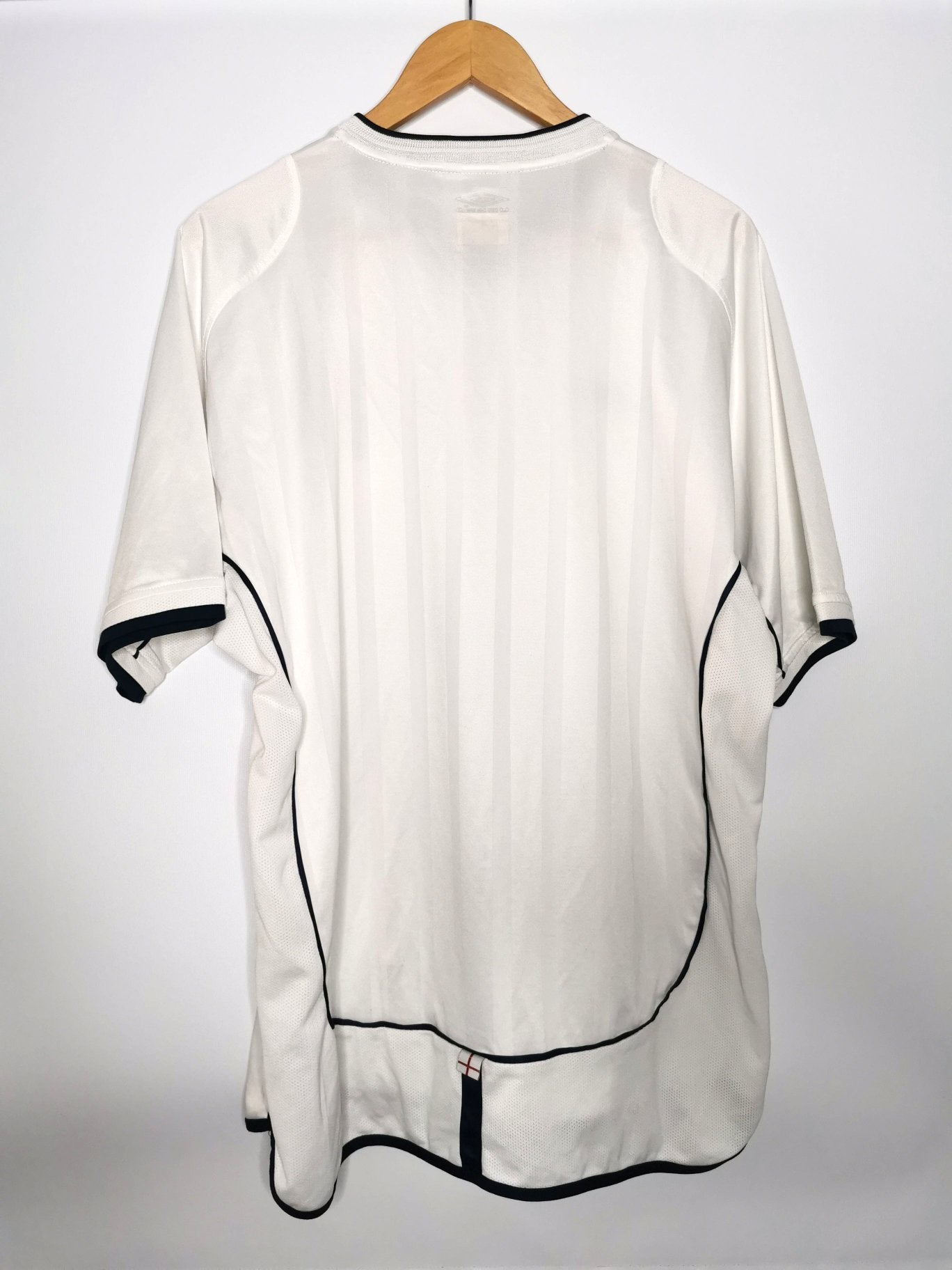 2002 England Home back