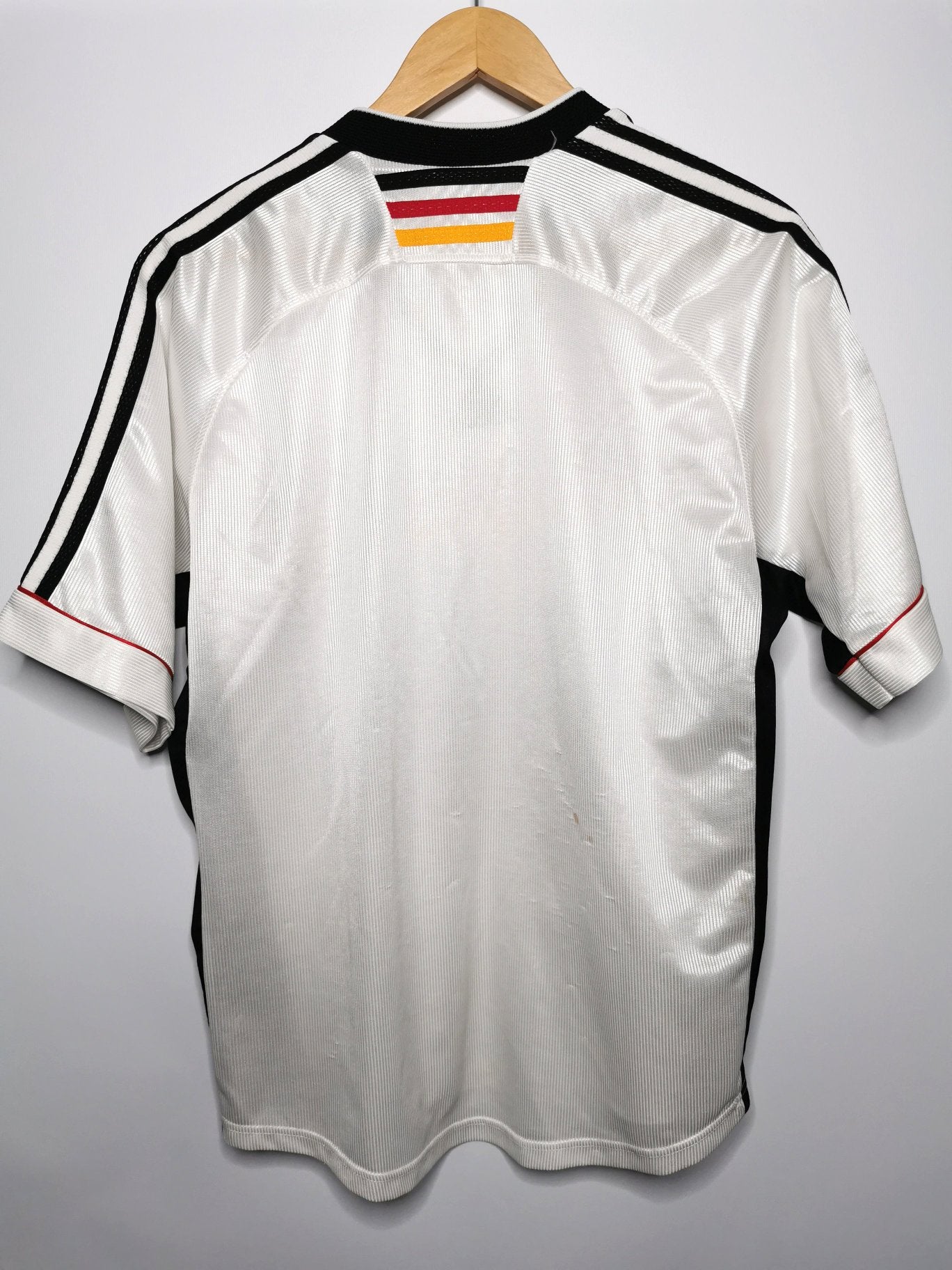 1998 Germany Home, Medium