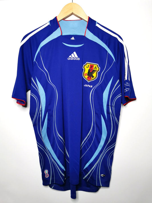 2006 Japan Home, Medium