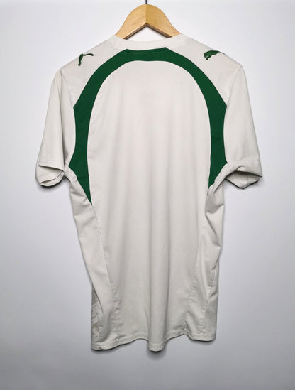 2006 Saudi Arabia Home, Medium