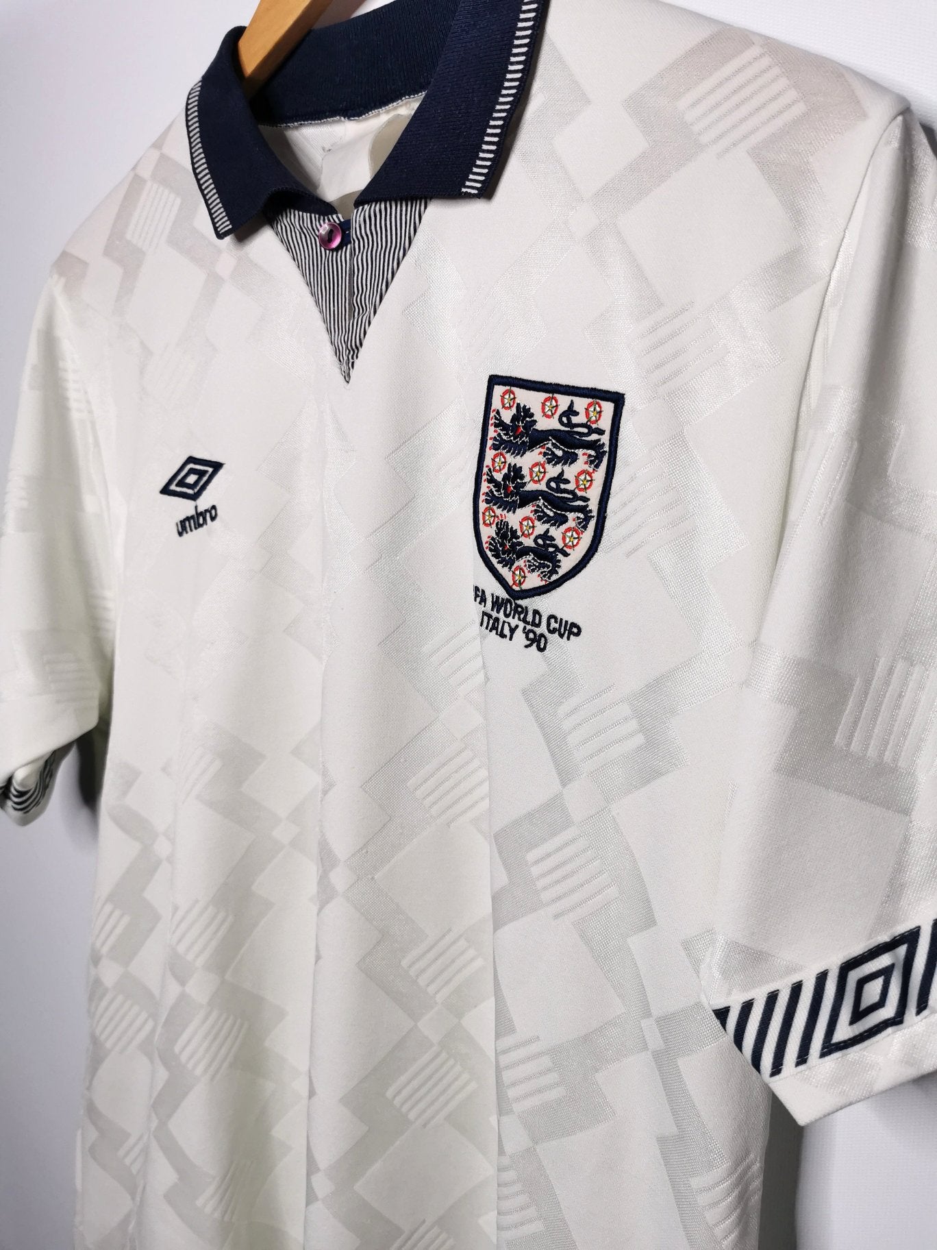 1990 England Home, Medium
