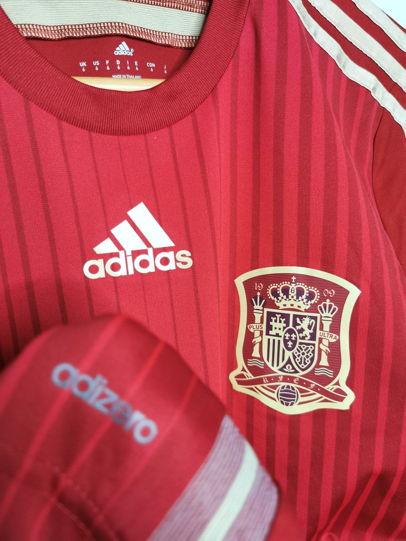 2014 Spain Home Long Sleeve Kitroom Player Spec, Medium (6)