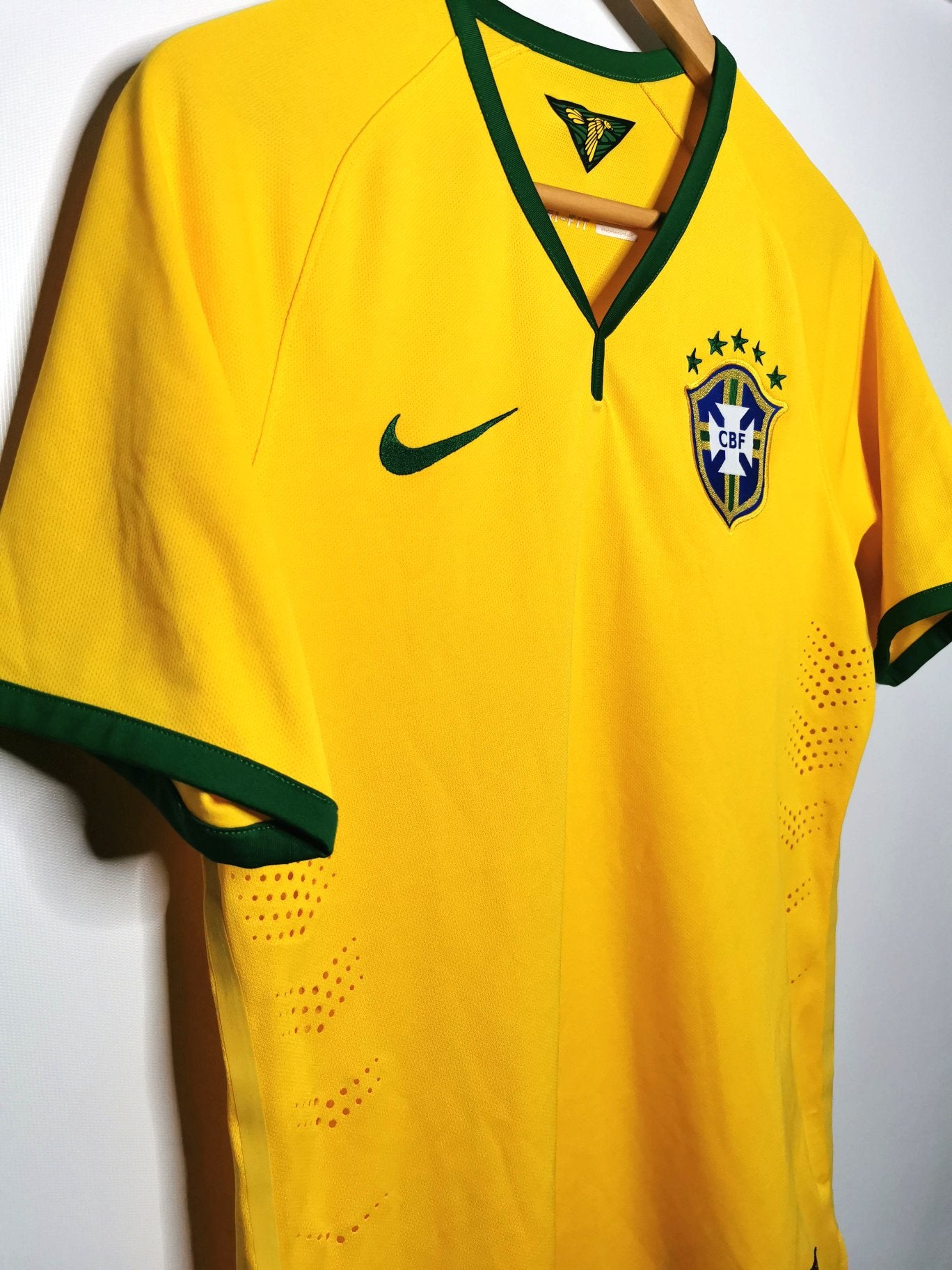2014 Brazil Home Player Spec, Medium