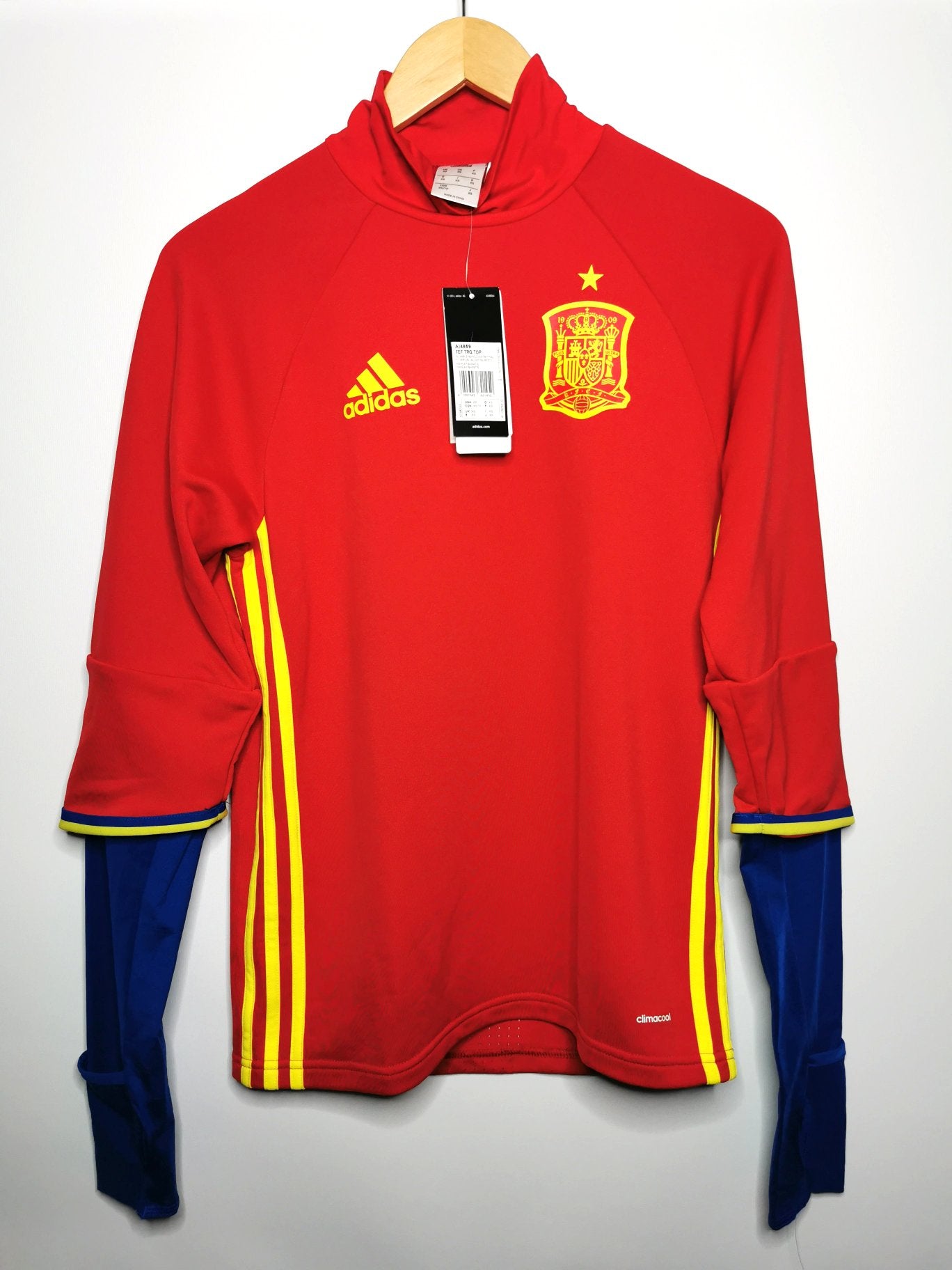2012 Spain Training Top, X Small, BNWT