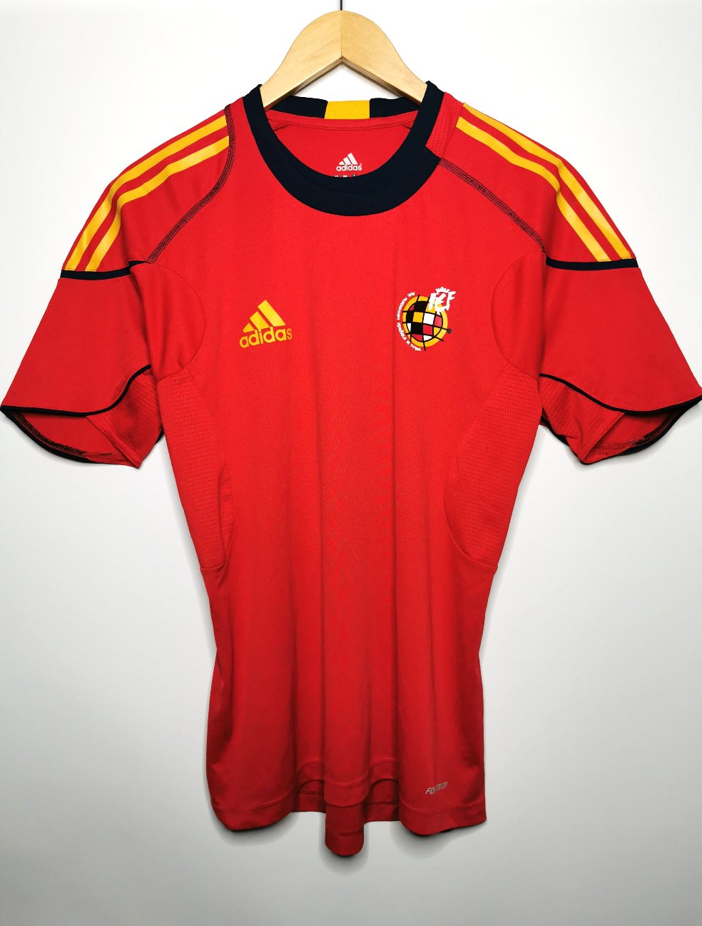 2008 Spain Training Player Spec tee, Small