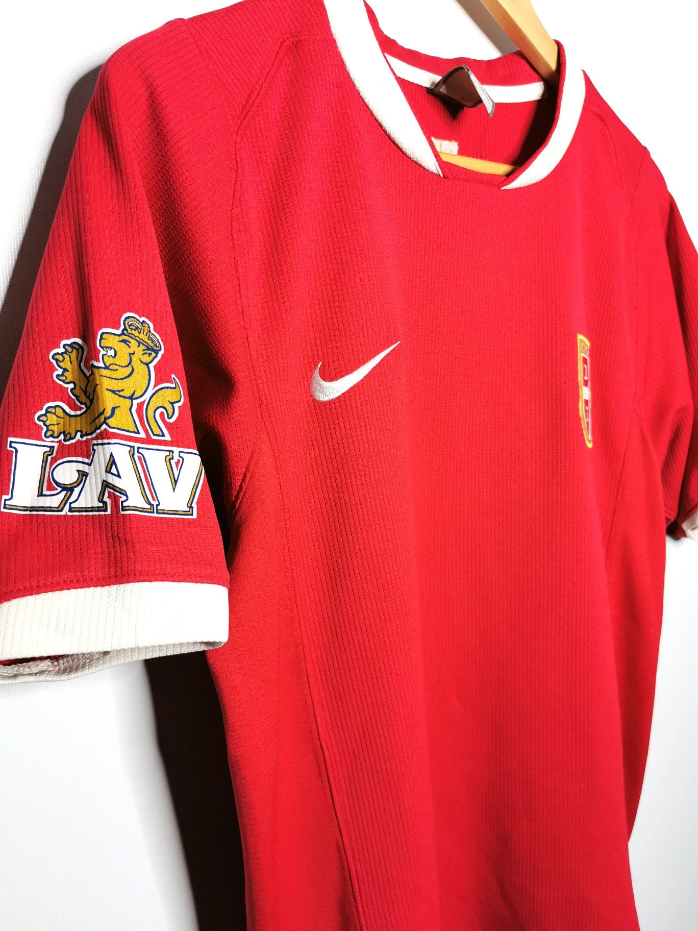 2007 Serbia Home, Small