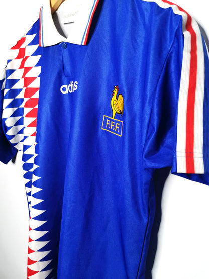 1994 France Home 'Cantona 7', front right