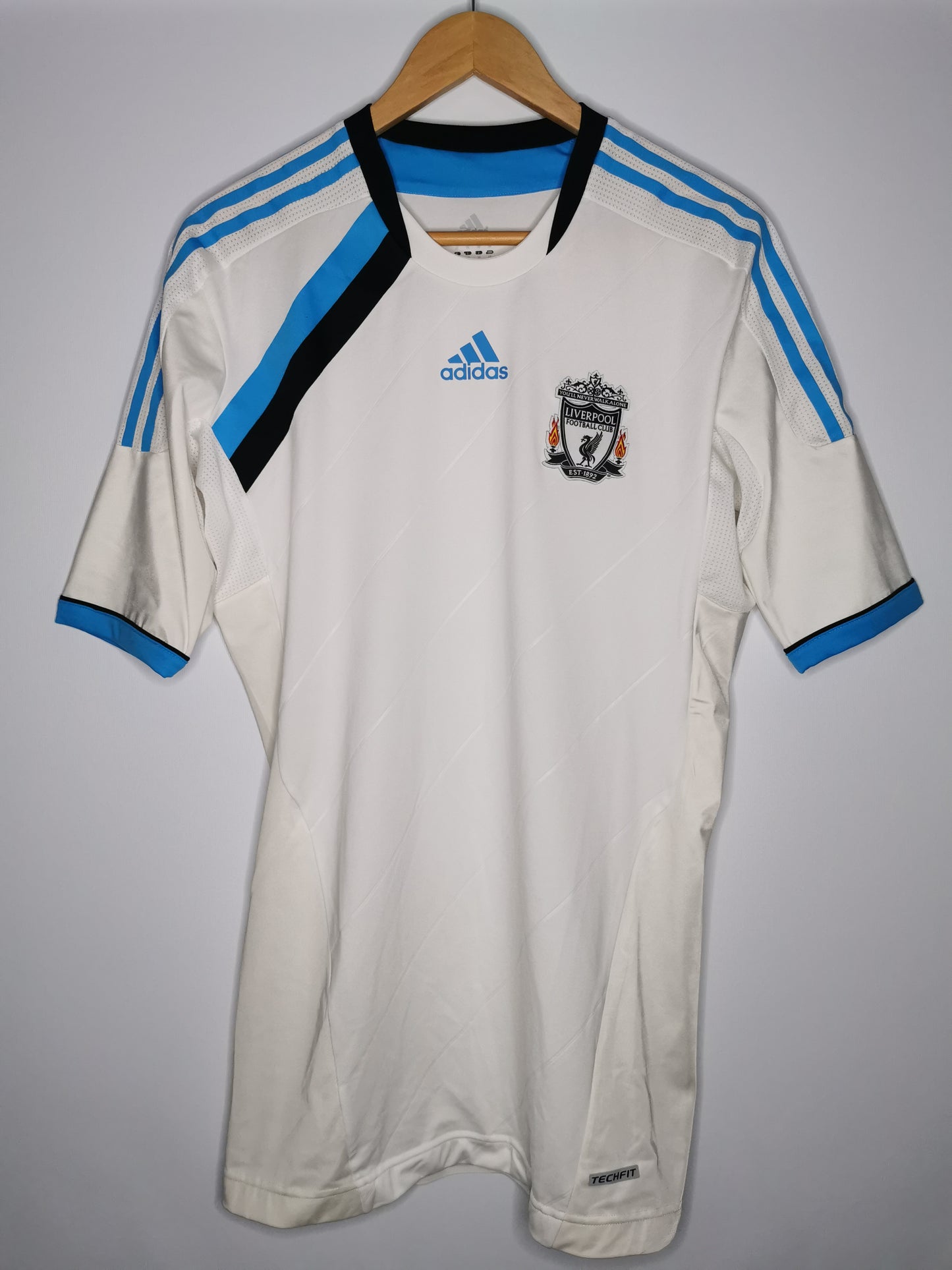 2011 Liverpool Third Sponsorless Player Spec, Large (10)