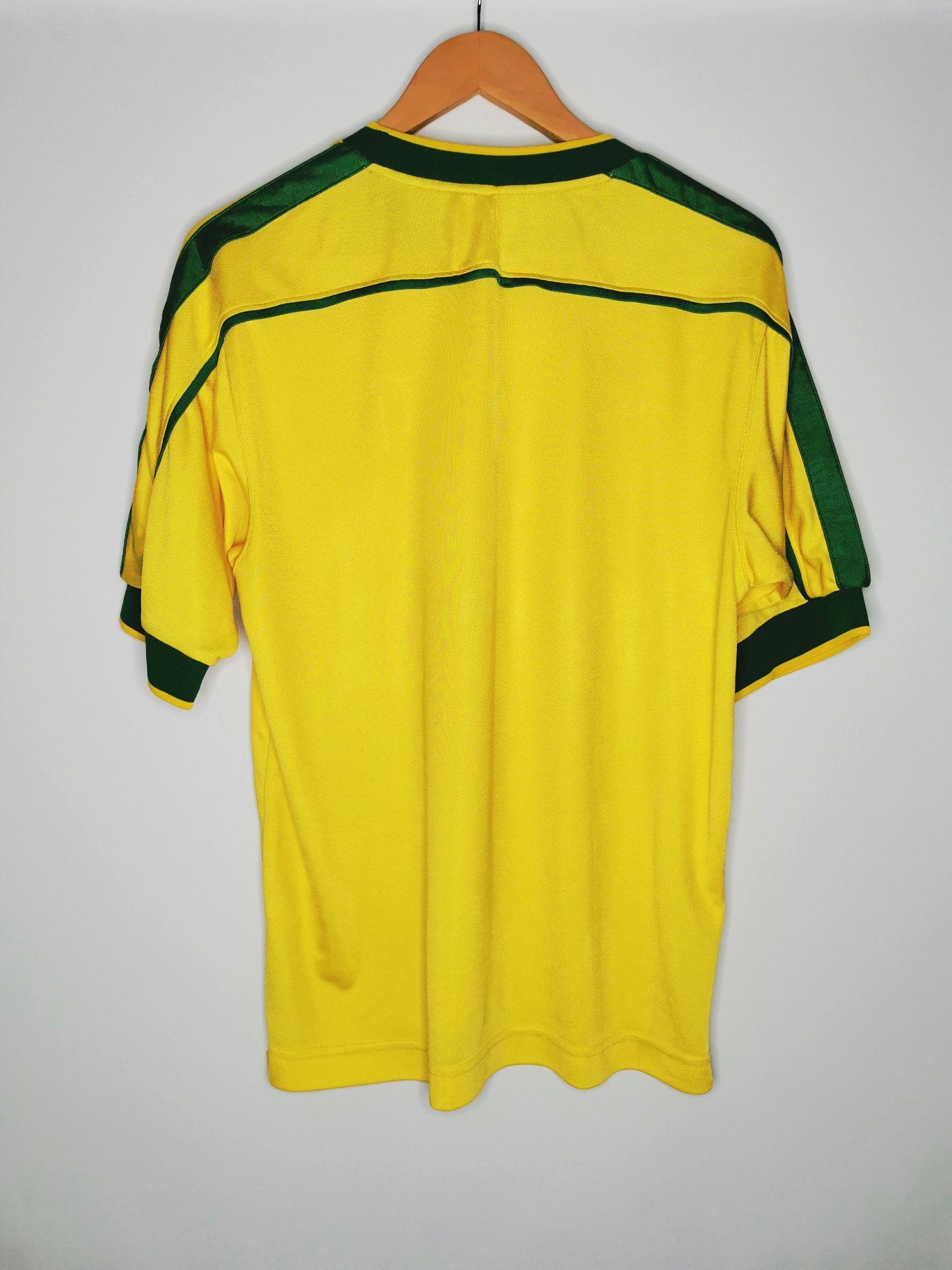 1998 Brazil Home, Medium