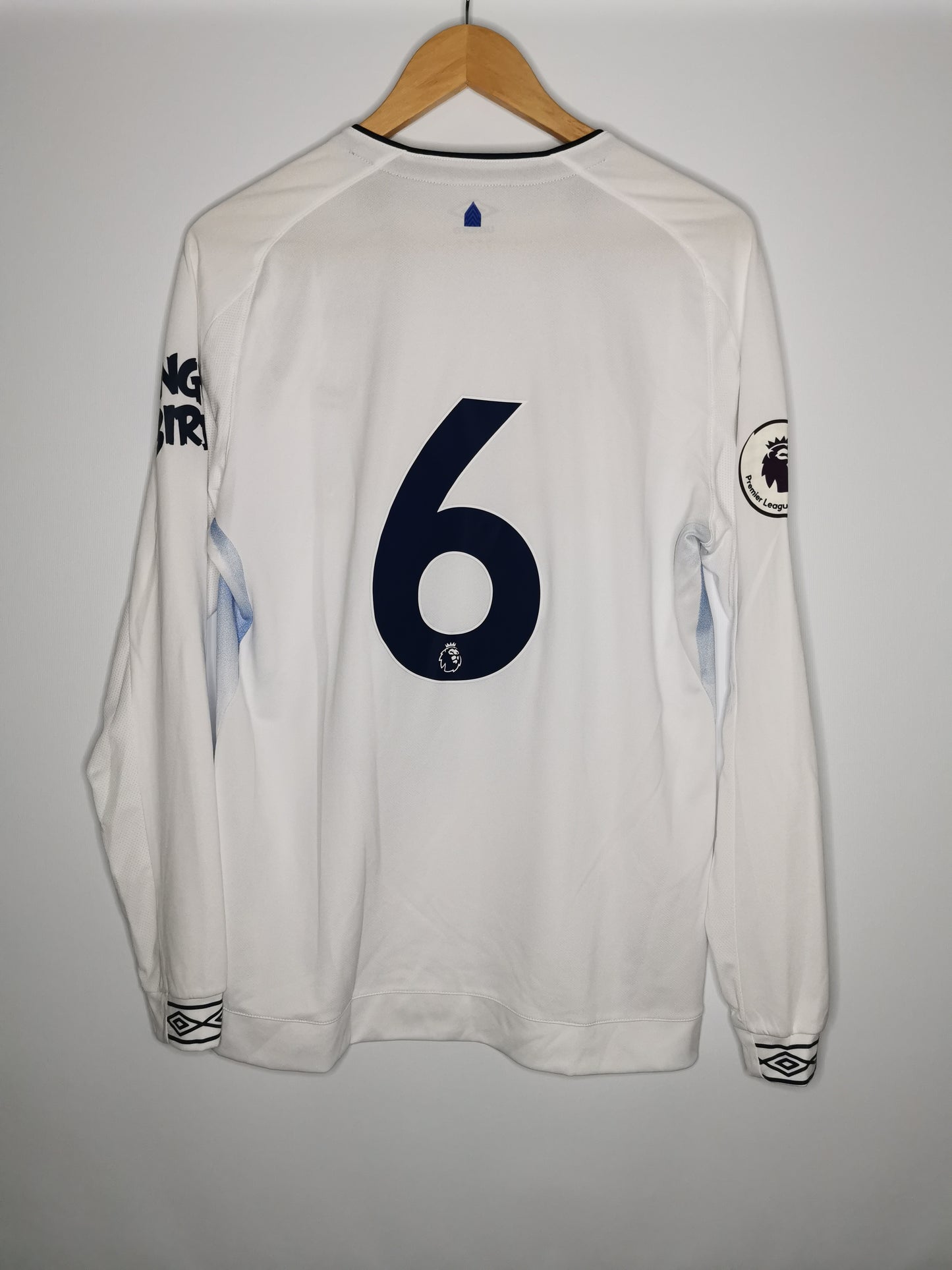2018 Everton Third Player Spec '6', Medium