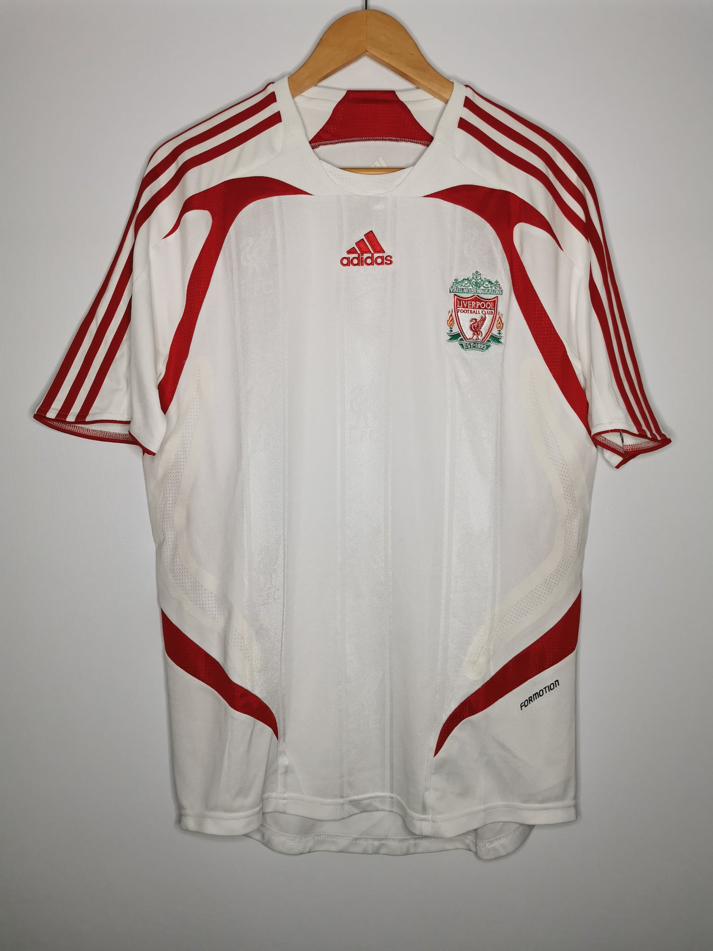 2007 Liverpool Away sponsorless Player Spec, Medium