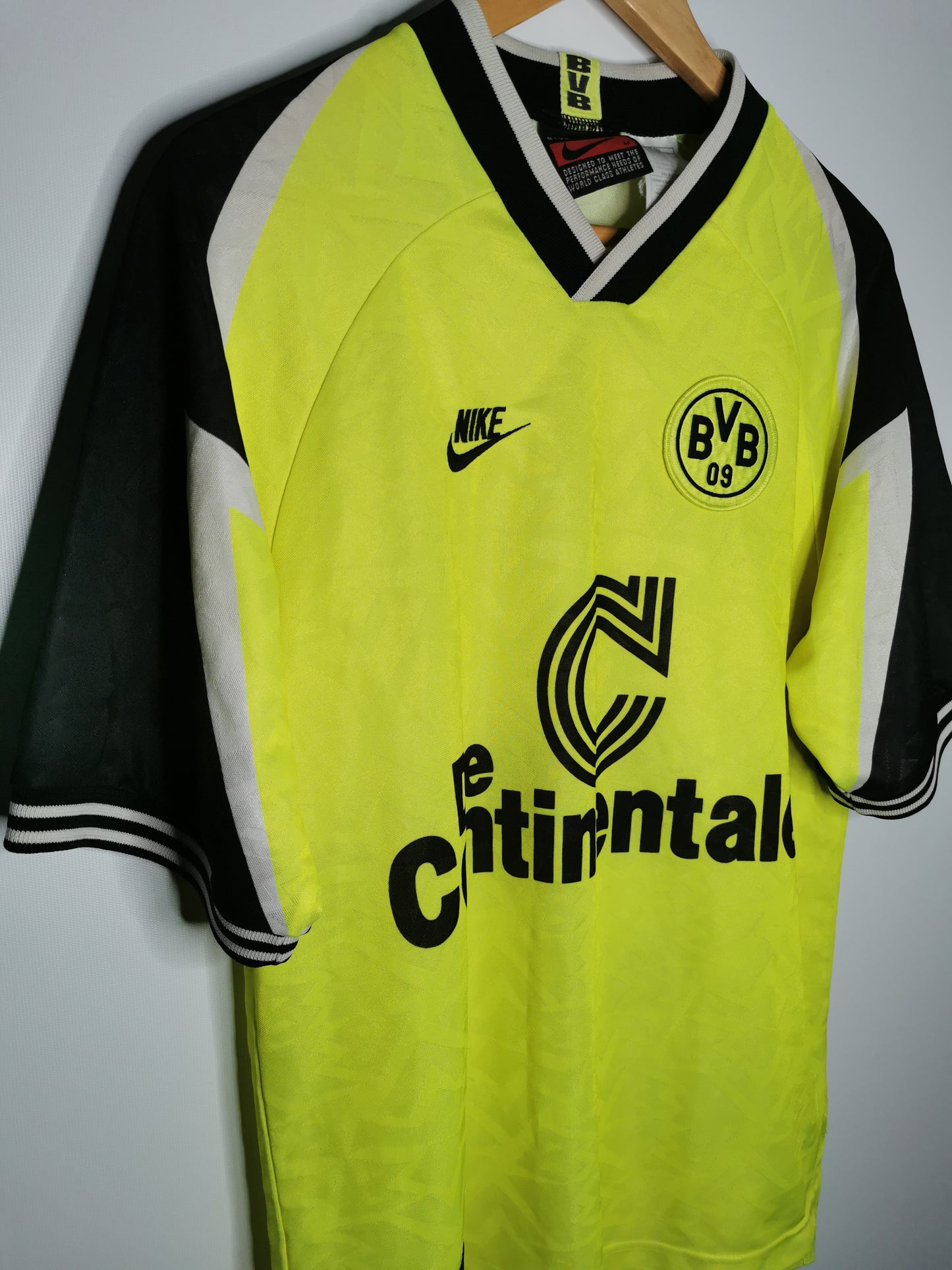 1995 Borussia Dortmund 'Riedle 9' signed