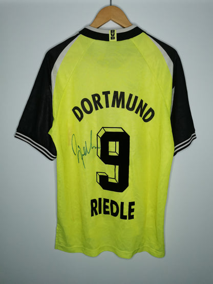 1995 Borussia Dortmund 'Riedle 9' signed