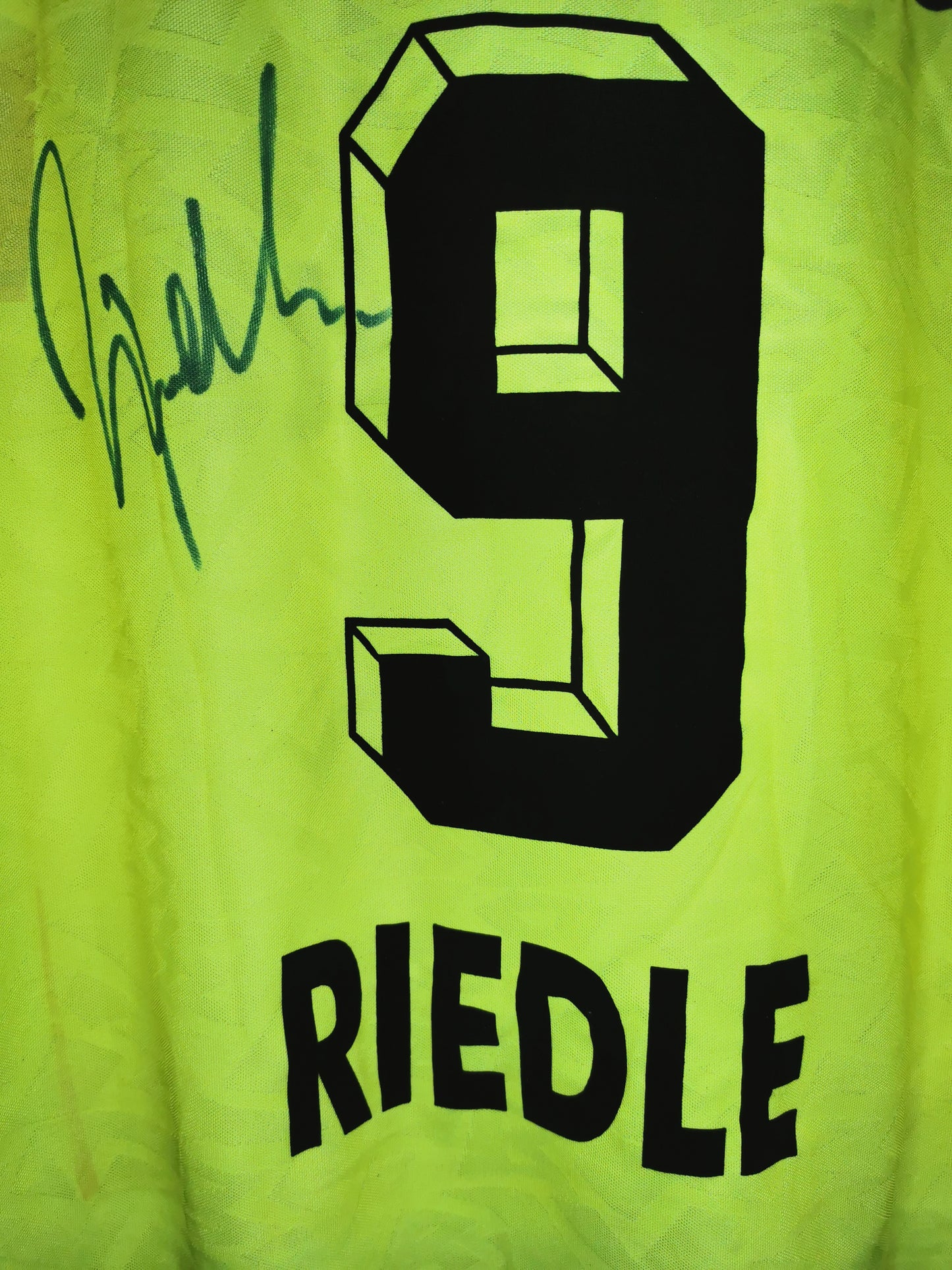 1995 Borussia Dortmund 'Riedle 9' signed