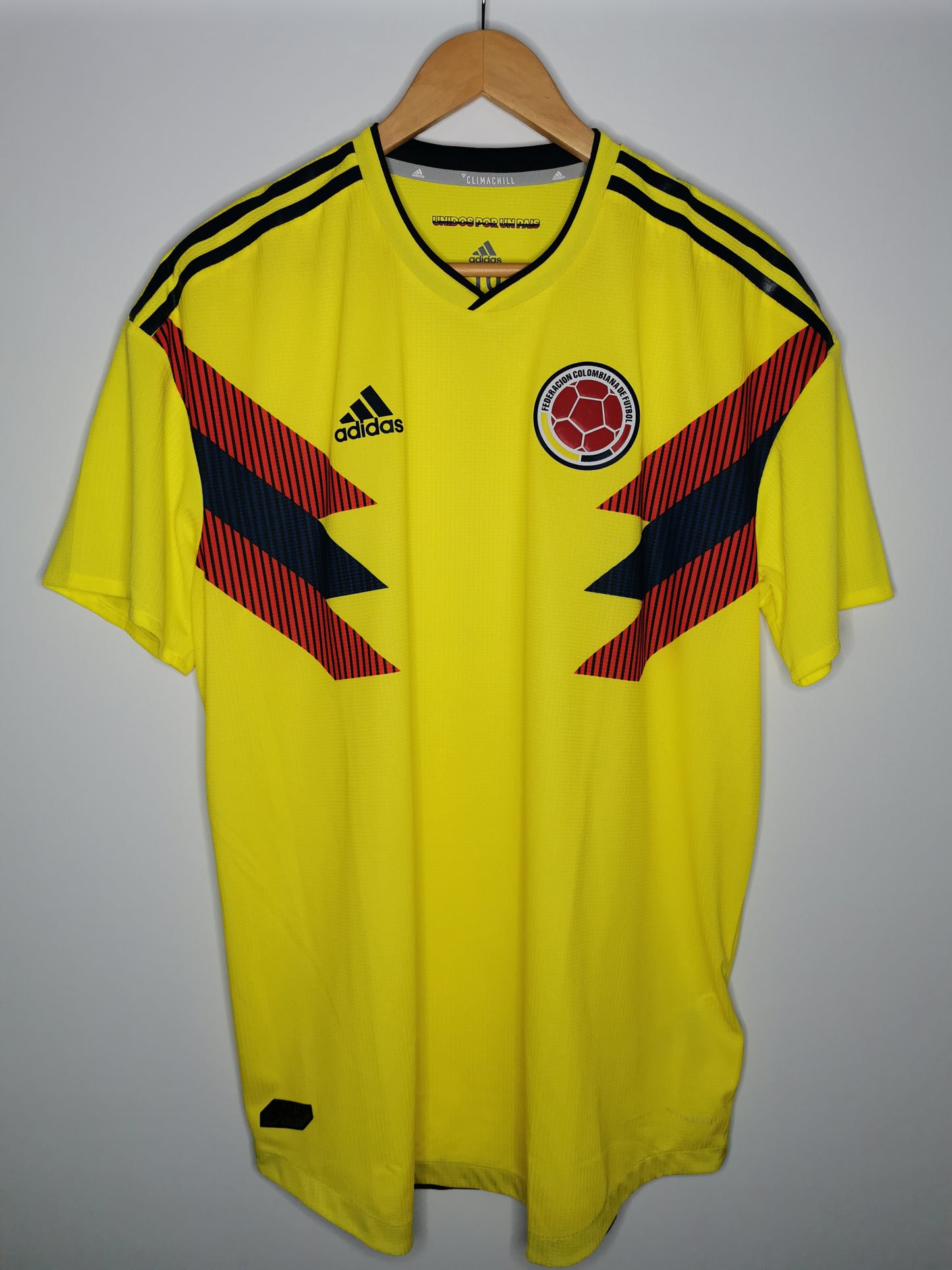 2018 Colombia Home kitroom player spec, Large (10)