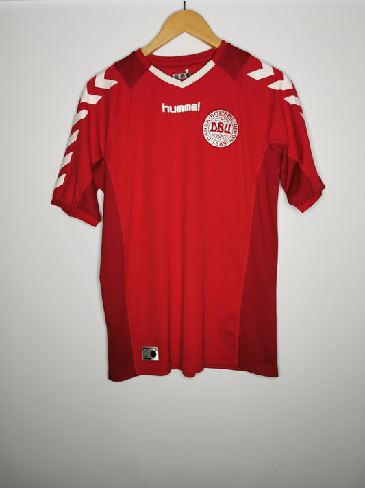 2004 Denmark Home, Medium