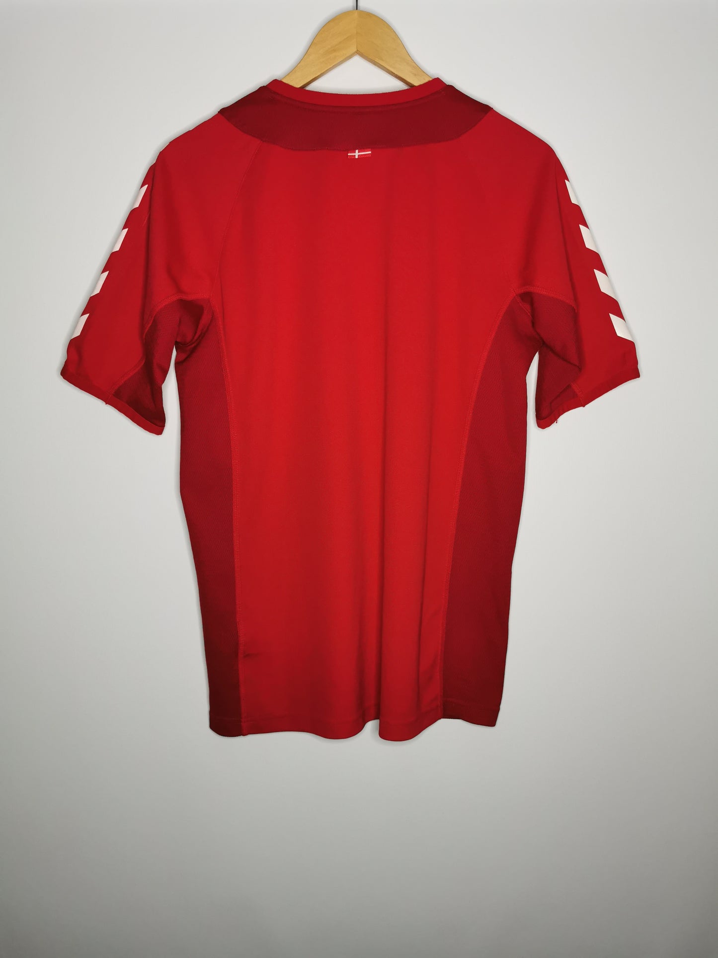 2004 Denmark Home, Medium