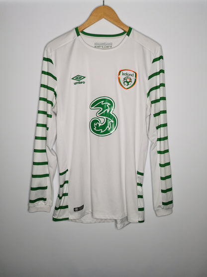 2016 Ireland Away long sleeve, Medium