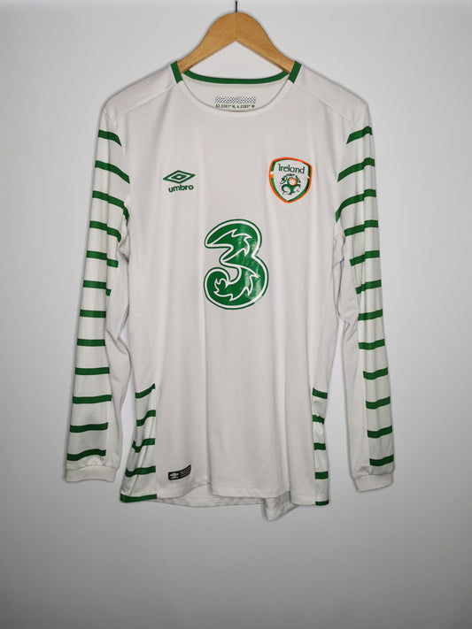 2016 Ireland Away long sleeve, Medium