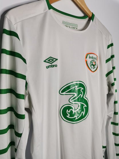 2016 Ireland Away long sleeve, Medium