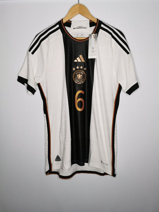 Germany Home 2022 'Kimmich 6' player spec BNWT, Medium