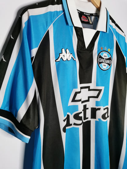 Gremio Home 2000 #10 player spec, Medium