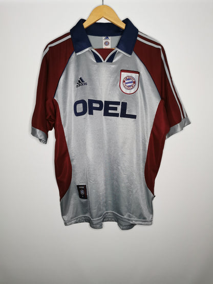 Bayern Munich Third 1998, Large