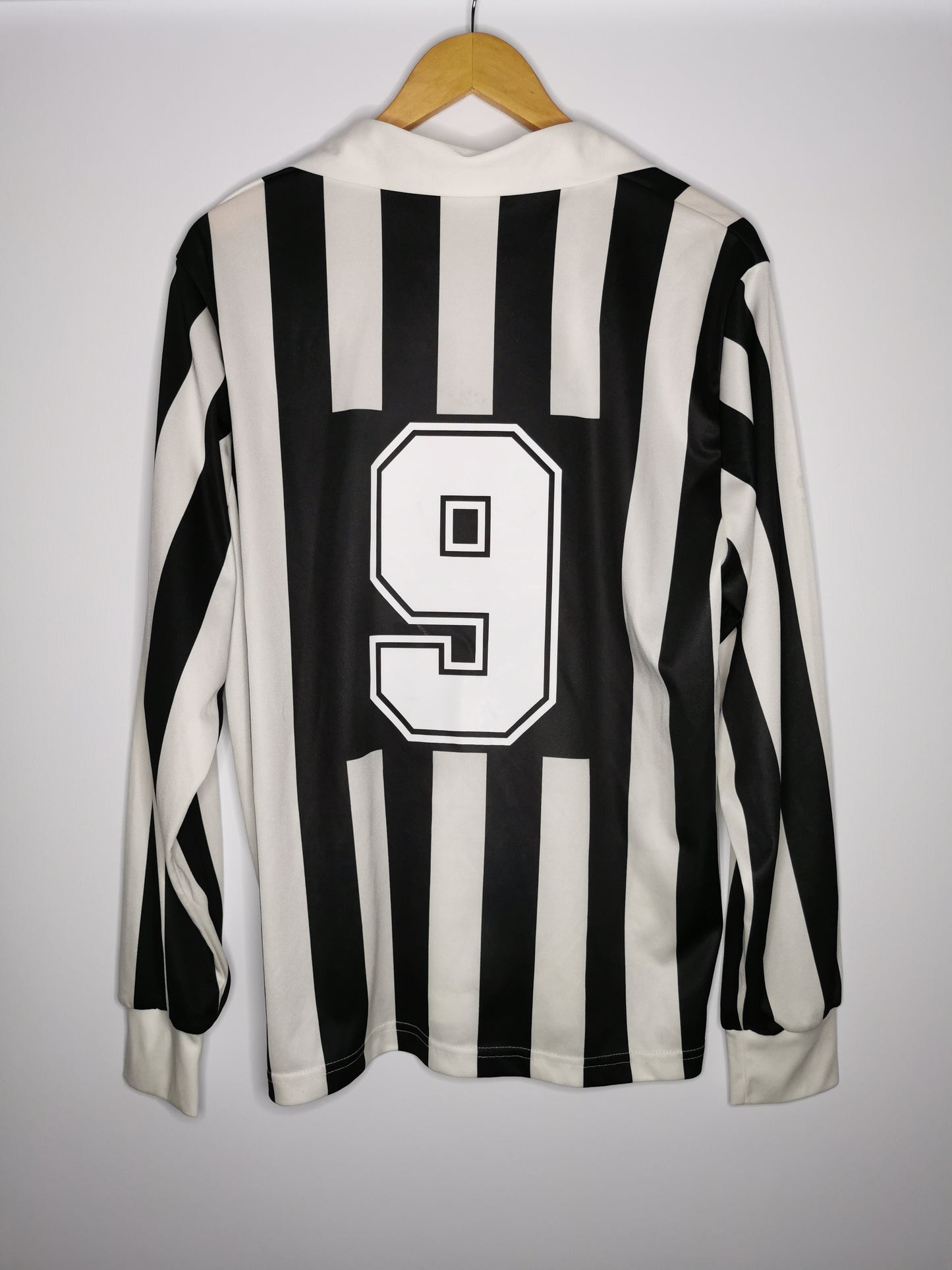 1992 Juventus Home Long Sleeve #9, Large