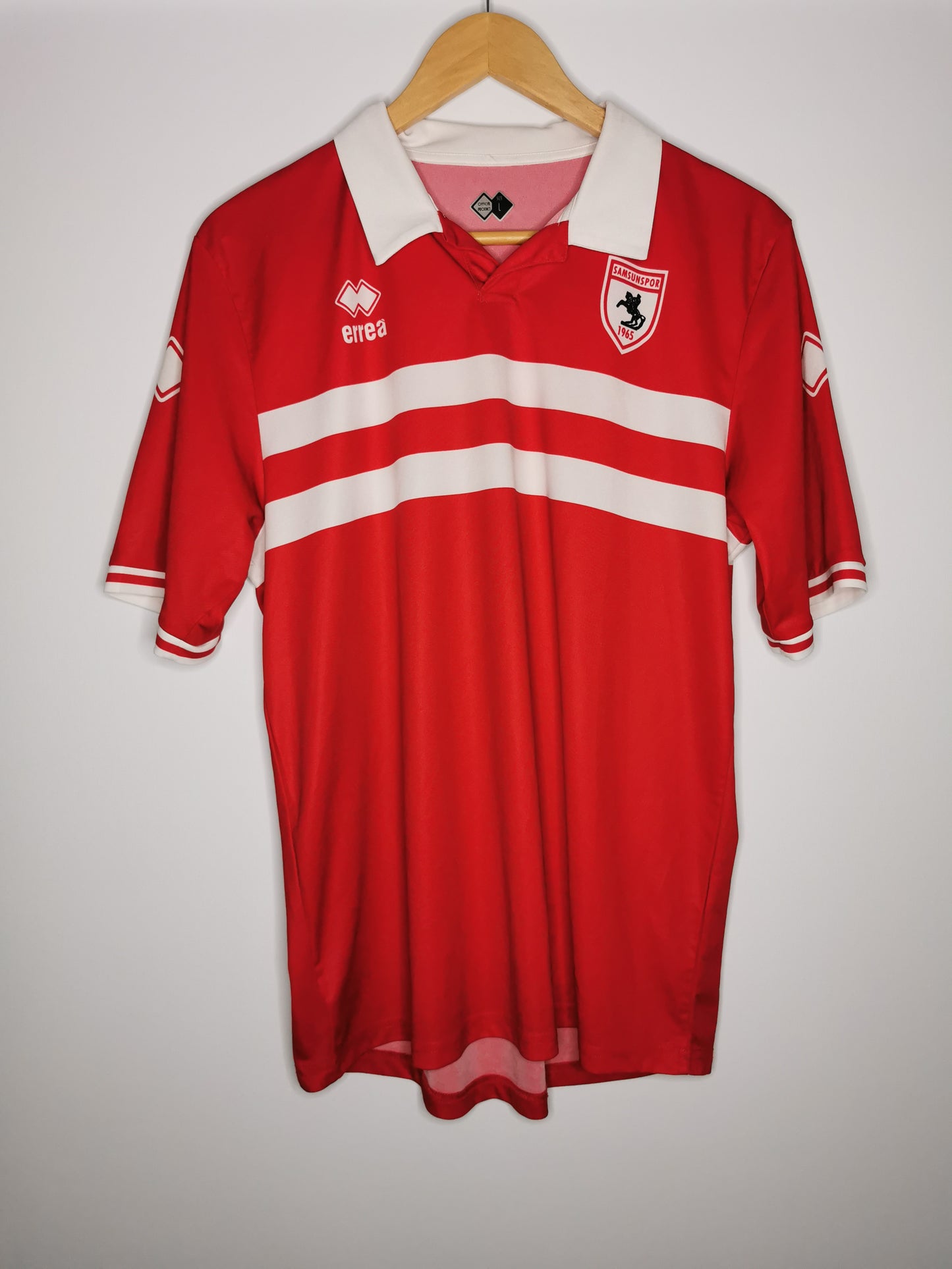 Samsunspor Home, Large