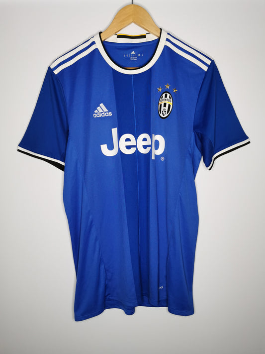 2016 Juventus Away, Medium