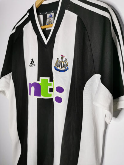 2001 Newcastle Home, Medium