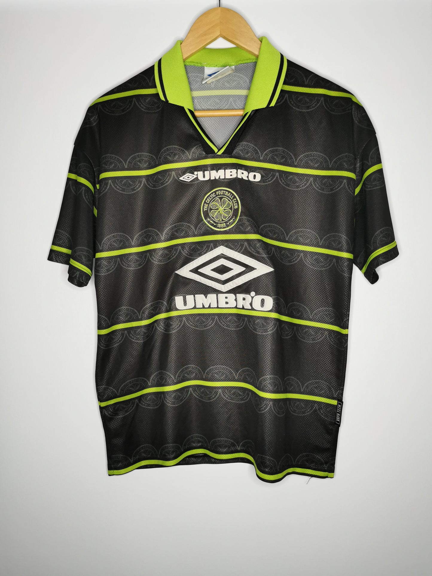 1998 Celtic Away, Small