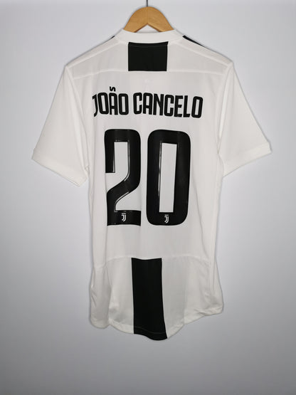 Raffle: 2018 Juventus Home 'Joao Cancelo 20' Kitroom Issue, Medium (6)