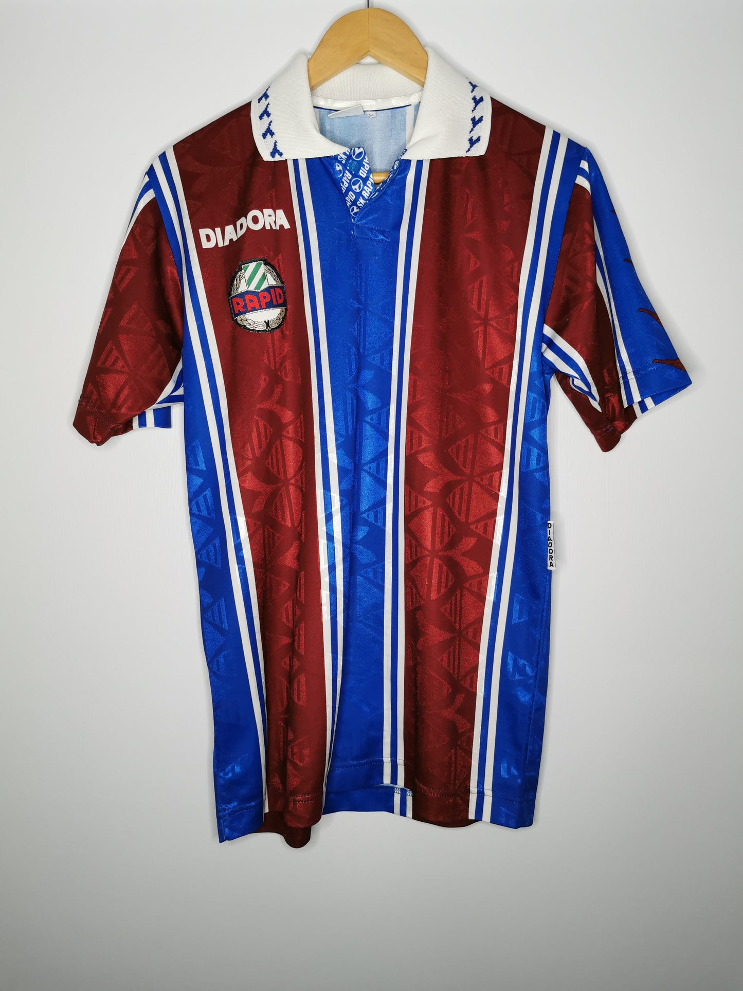 1995 Rapid Vienna Away Sponsorless Match Issued #15, Medium