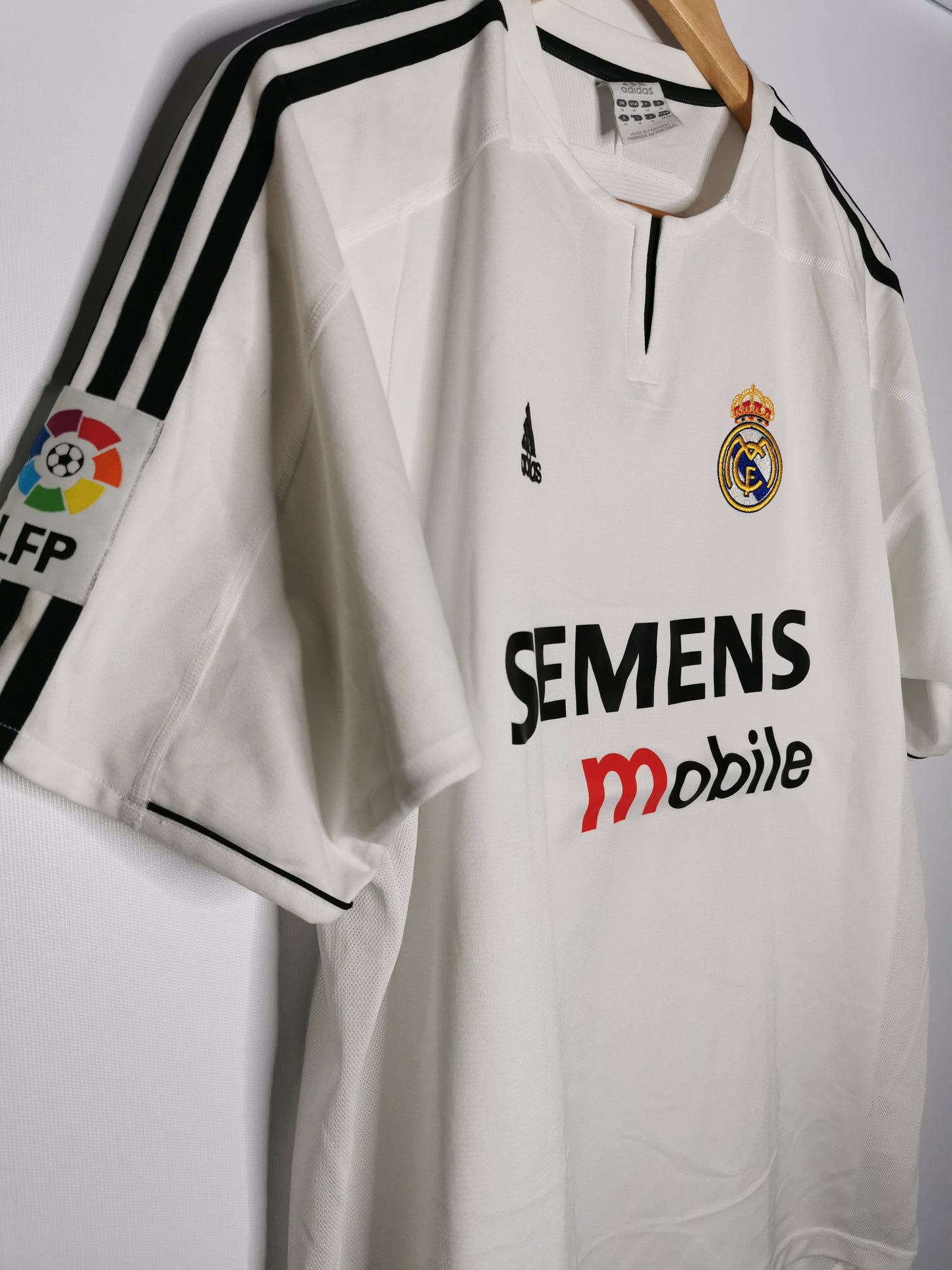 2003 Real Madrid Home 'Beckham 23', Medium