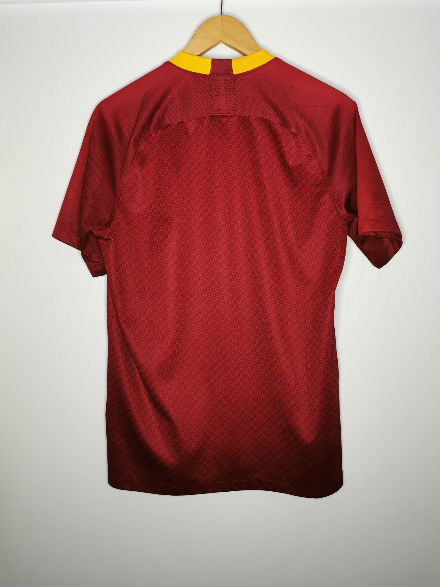 2018 Roma Home, Medium