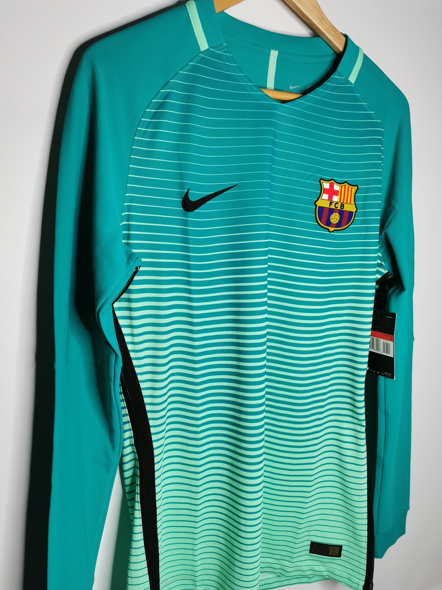 2016 Barcelona Third Kitroom Issue Long Sleeve, Large